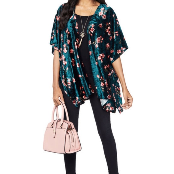 Charming Charlie Tops - Green and pink kimono